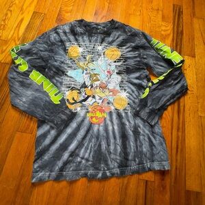 🌀 Space Jam Tune Squad Tie-Dye Long Sleeve Tee – Size M